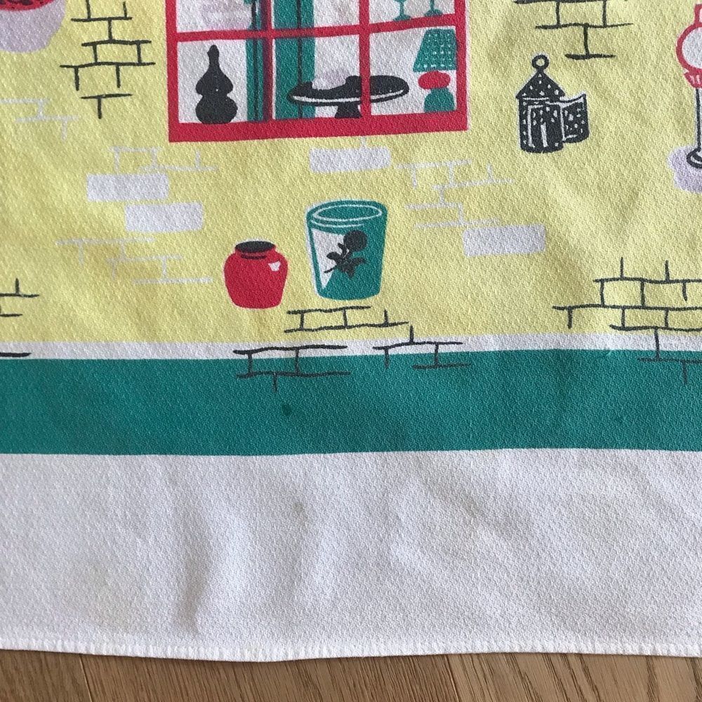 Mid Century Amish country kitchen tablecloth - Picture 5 of 5